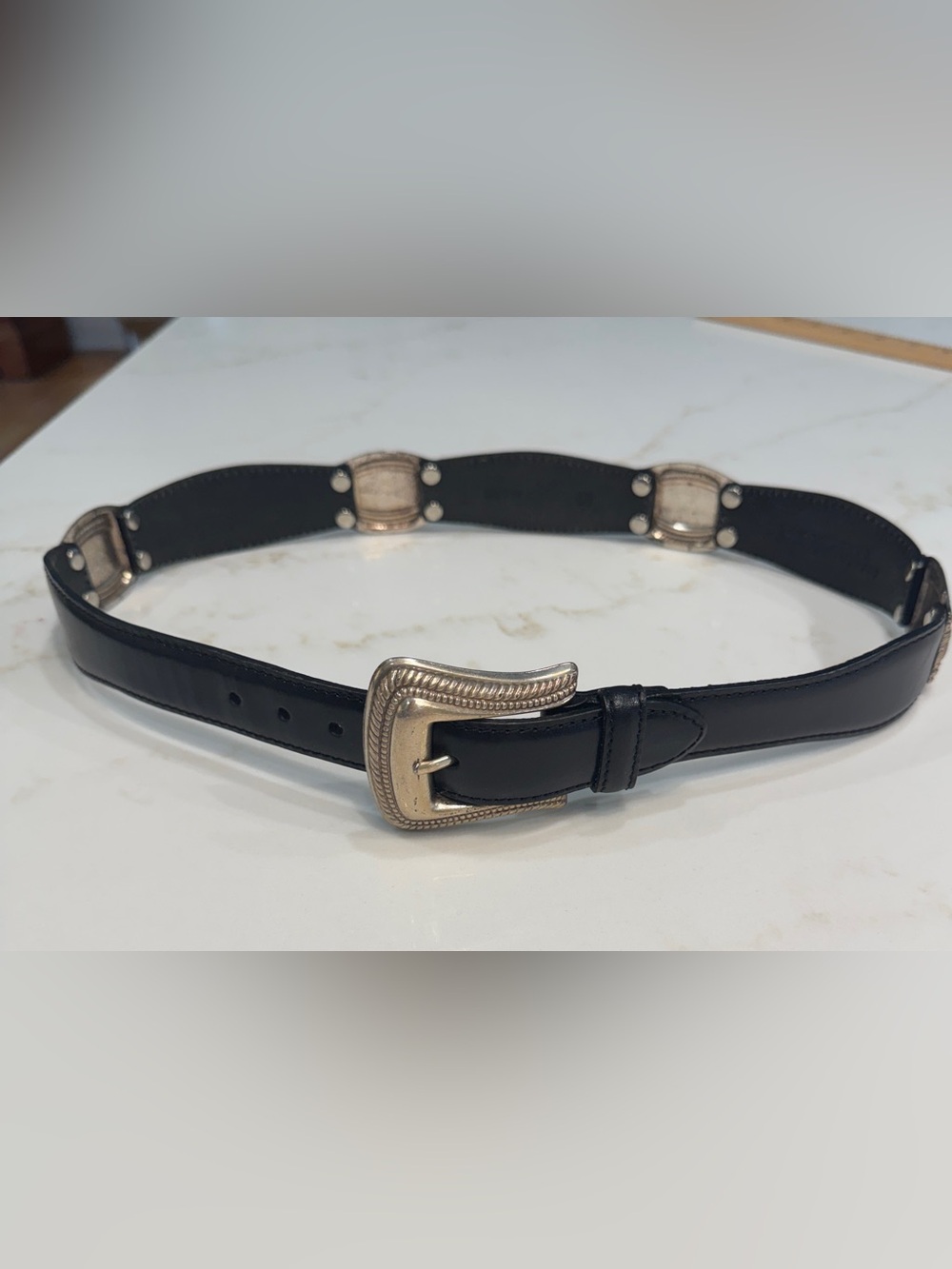 Fossil BT7704 Black Leather Silver Concho Western Belt Medium